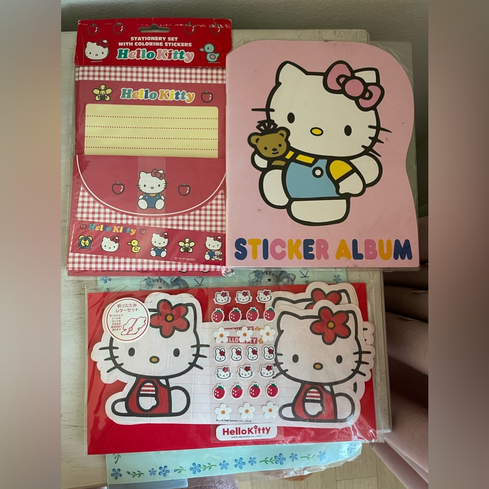 Hello kitty stationary set